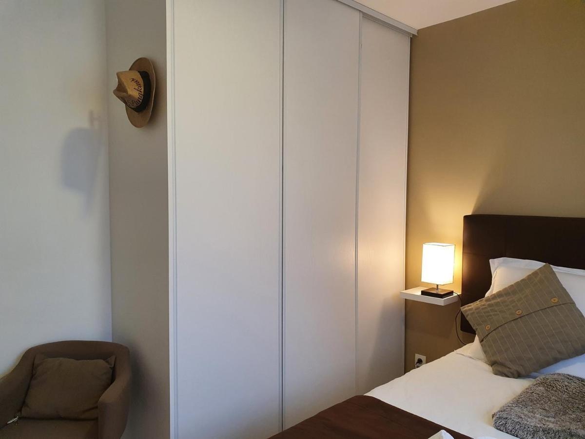 La Marina-Center-Parking-Stationtoparis 레뮈로 외부 사진